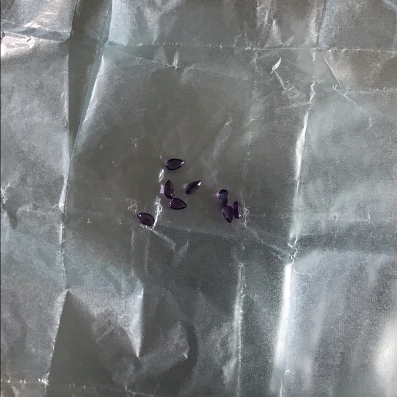 **Genuine 8 Amethyst Teardrop Cut Stones** - Picture 2 of 8